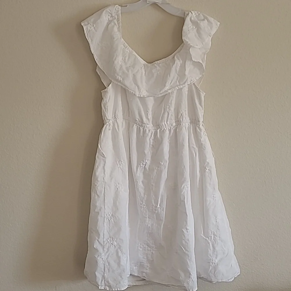 Torrid White Ruffled Off Shoulder Embroidered Dress Size 1 (1x) *NO WAIST TIE*